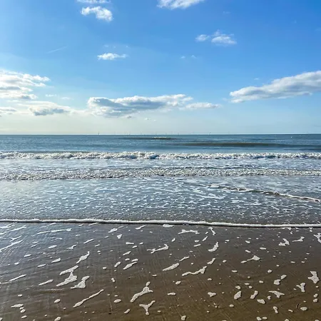 Zon, Zee & Zo - Comfortabel Op Loopafstand & Centrum