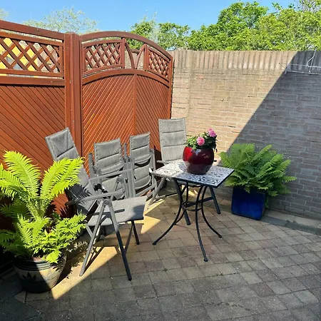 Apartment Zon, Zee & Zo - Comfortabel Op Loopafstand & Centrum *